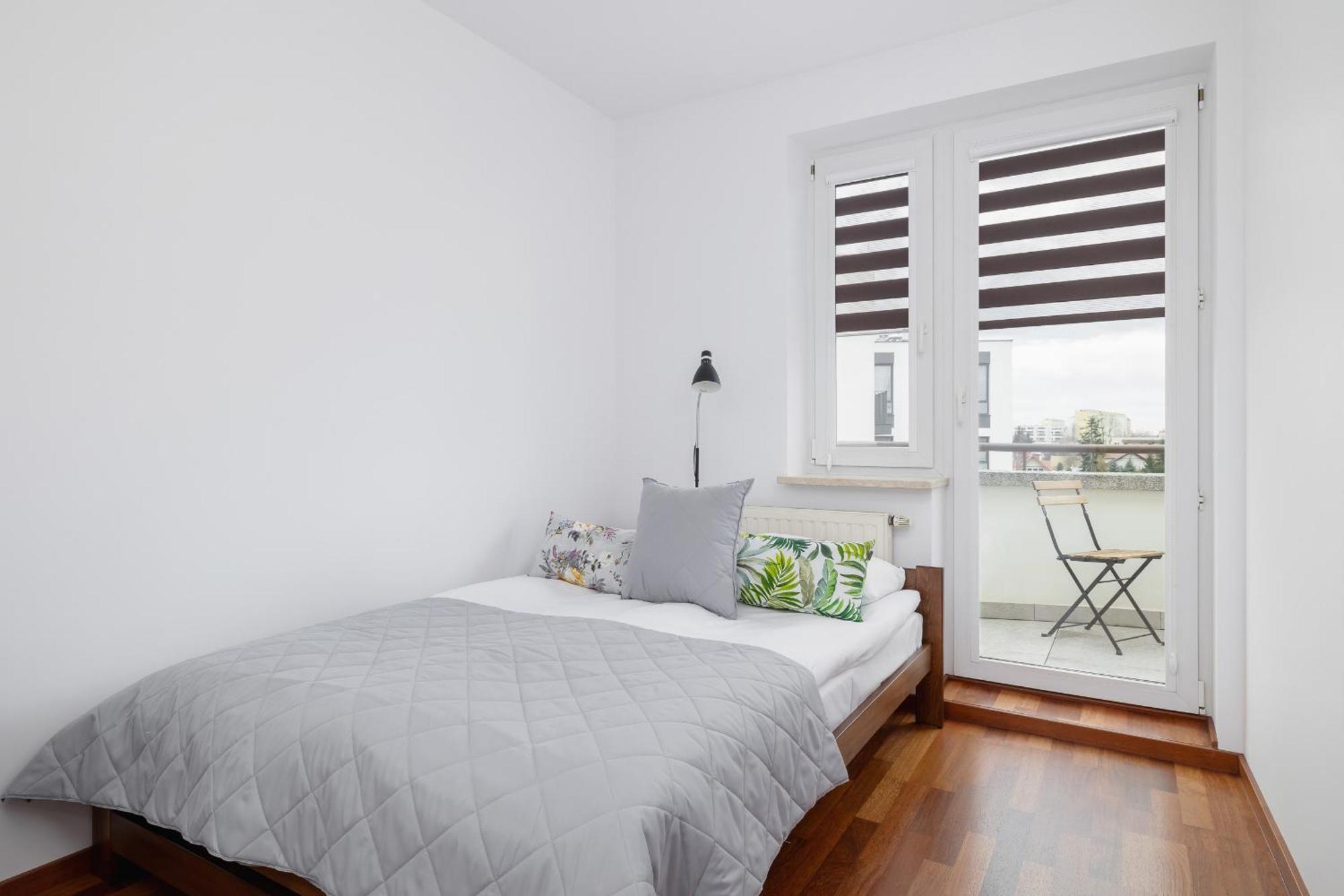 Unique Bialopradnicka With Balcony In By Renters * Krakow