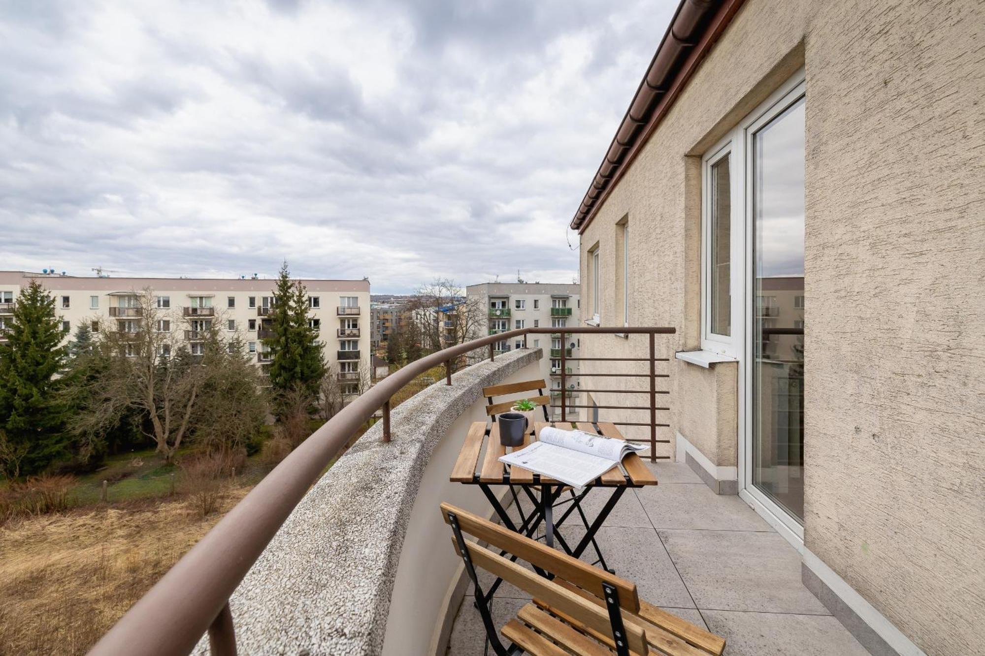 Unique Bialopradnicka With Balcony In By Renters *
